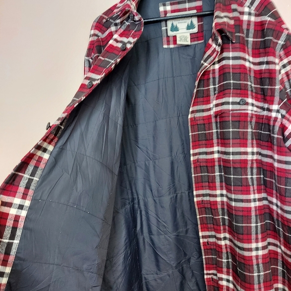 L.L. Bean Burgandy plaid quilted insulated shirt jacket Size XXL - Picture 6 of 9